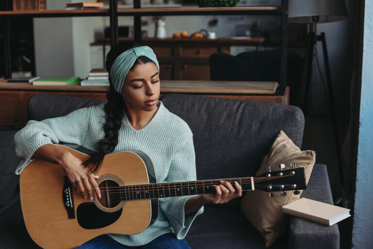 How to Figure Out Any Note on the Fretboard (and Use Relative Minors to Double Your Pentatonic)